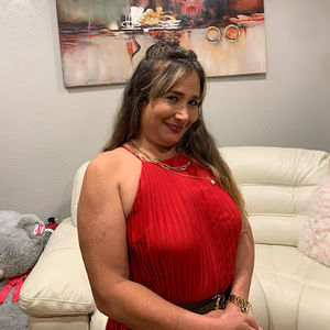 Meet your Posher, Yisel